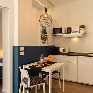 Suite Apartments - Corso51 Pensión